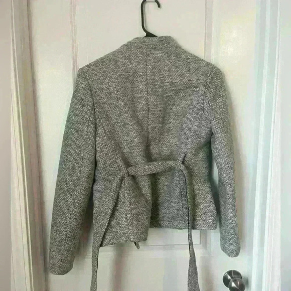 Banana Republic Textured Tie Jacket Size 2 - Picture 3 of 4